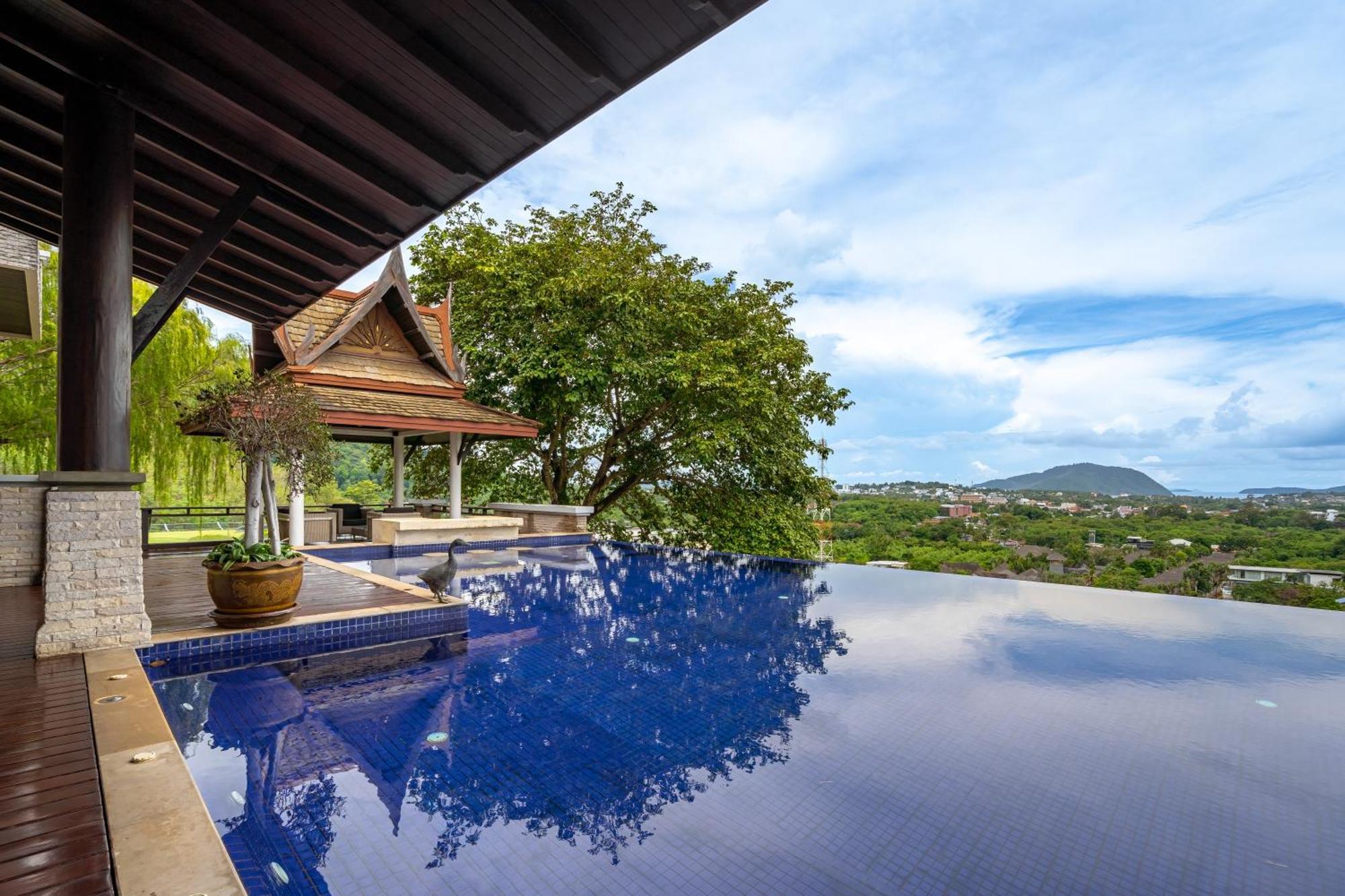 Royal Legacy Private Villa With Private Golf Course 푸껫 외부 사진