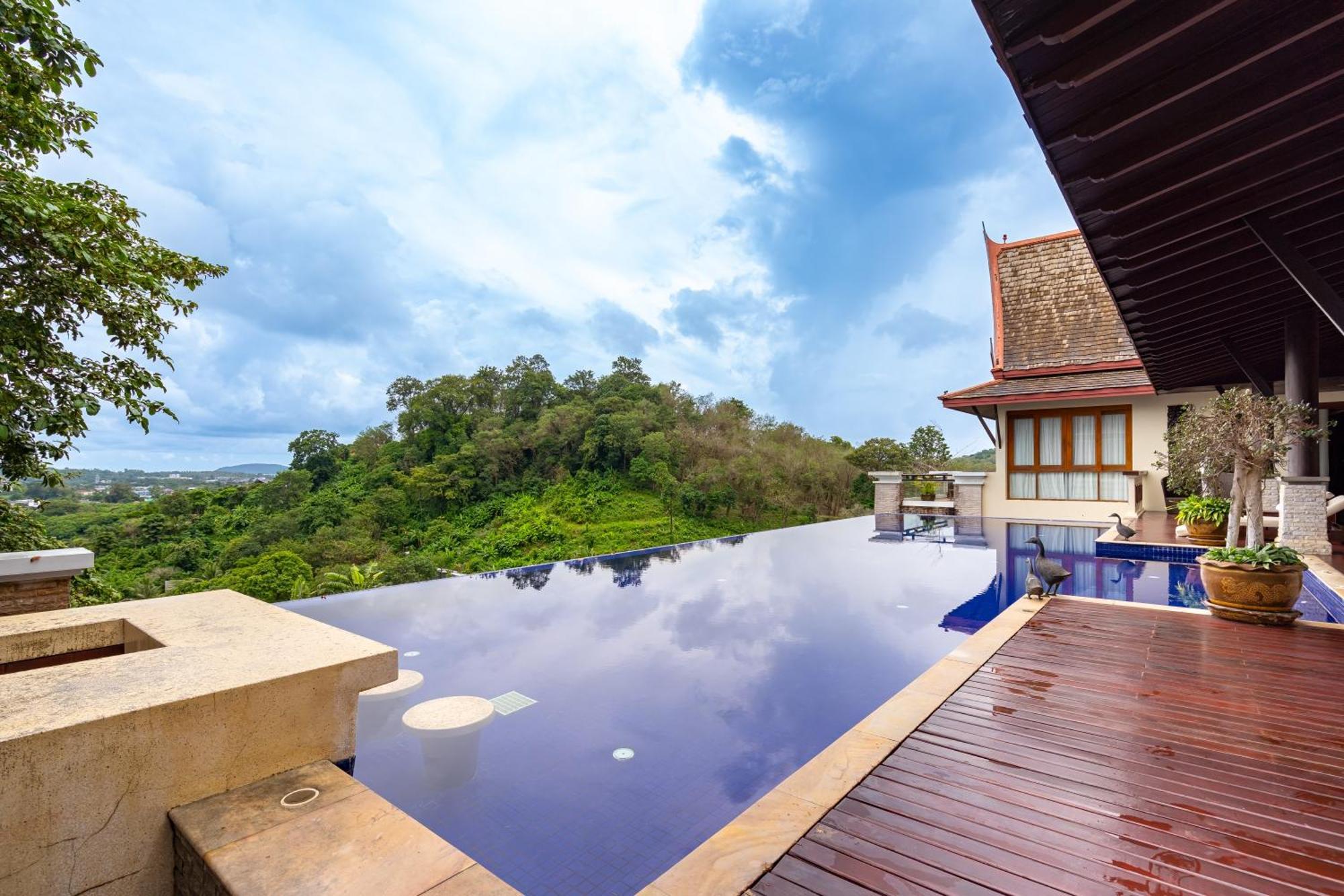 Royal Legacy Private Villa With Private Golf Course 푸껫 외부 사진