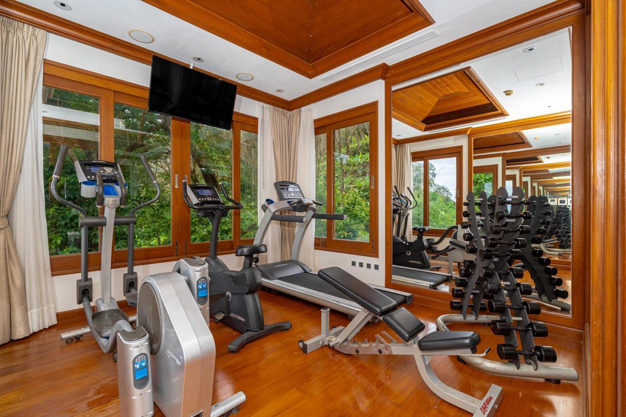 Royal Legacy Private Villa With Private Golf Course 푸껫 외부 사진