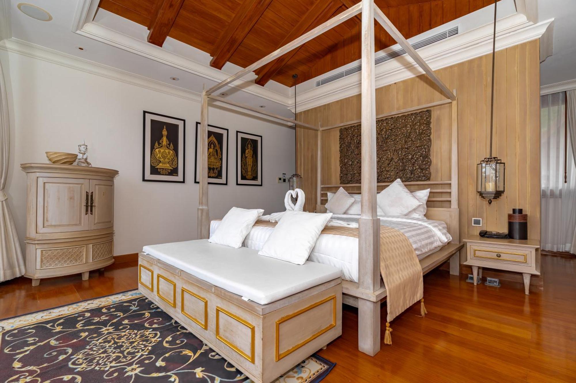 Royal Legacy Private Villa With Private Golf Course 푸껫 외부 사진